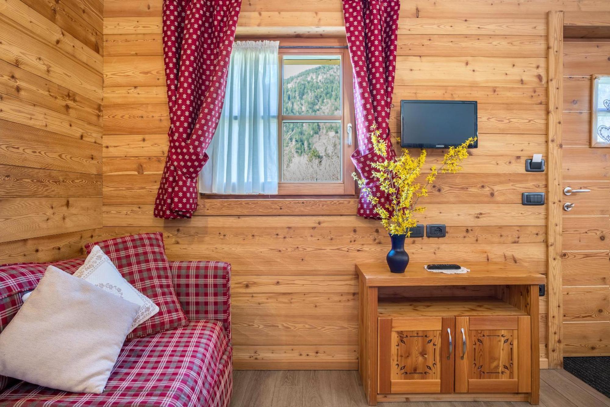 Chalet Camping Fae 1 Madonna Exterior foto